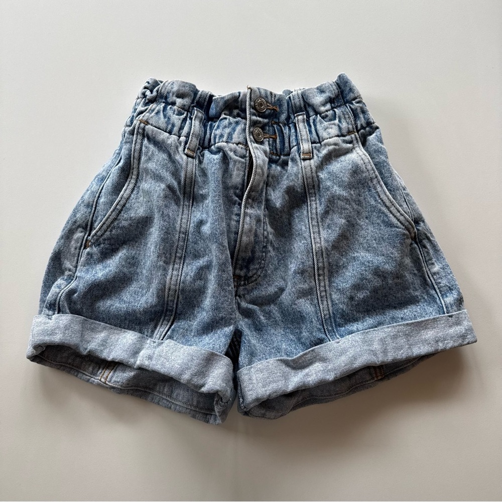 Abercrombie & Fitch Light Blue Paperbag Denim Shorts - Picture 2 of 4